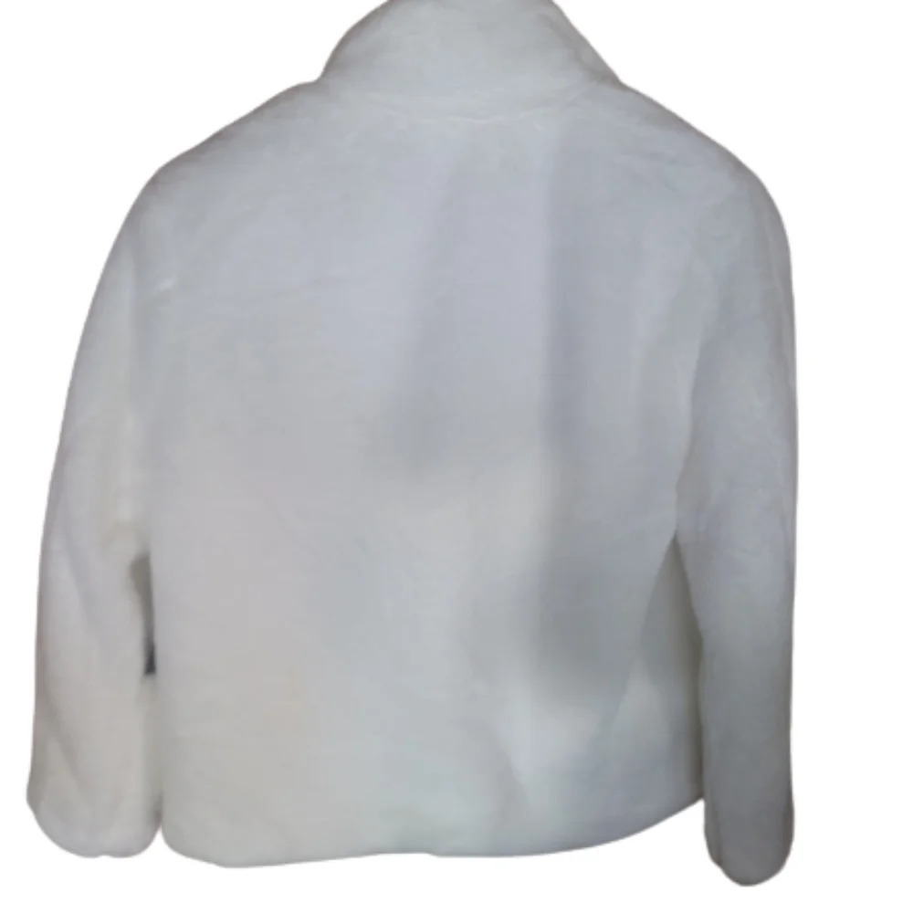 Ambiance Outerwear White Furry Jacket. NWOT - Picture 4 of 10